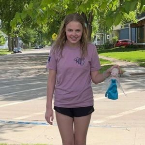 Meet your Posher, Adelyne